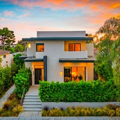 Rooftop Deck/Ocean Views/A/C/Close To All