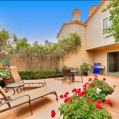 Walk to Village/Beach/A/C/EV Charger/Parking