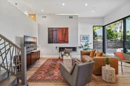 Rooftop Deck/Ocean Views/A/C/Close To All - Image 3