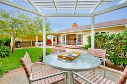 Great Pet Home Fenced Yard/Walk to Beach/Village - Image 2