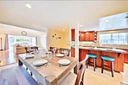 Steps To Windansea Beach/Family Friendly/A/C/Family Friendly - Image 2