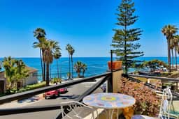 Ocean Front Across From Beach/Amazing Views - Image 3
