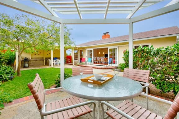 Great Pet Home Fenced Yard/Walk to Beach/Village - Image 2