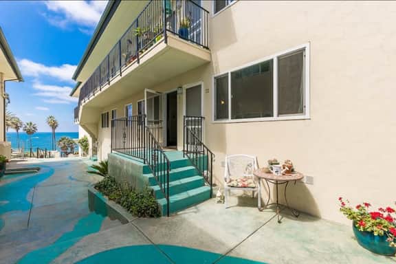 Across From Beach/Walk To All/Close to Cuvier Club/Wedding Bowl - Image 2