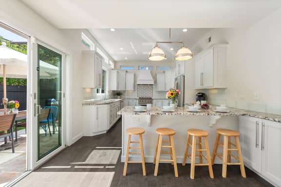 Back For Rent!/Hot Tub/6 Bedrooms/Rooftop Deck/Walk to Beach - Image 3