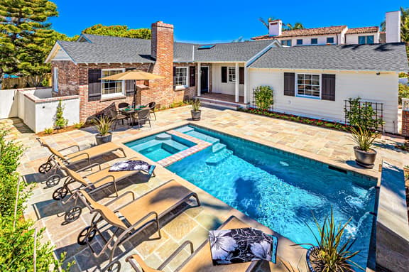 Pool/Hot Tub/Pet Friendly/Walk To Beach - Image 1