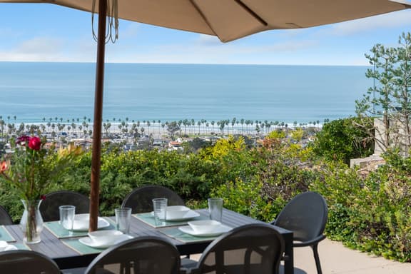 Close to Torrey Pines Golf/Amazing Ocean Views/Short Drive To Shores - Image 1